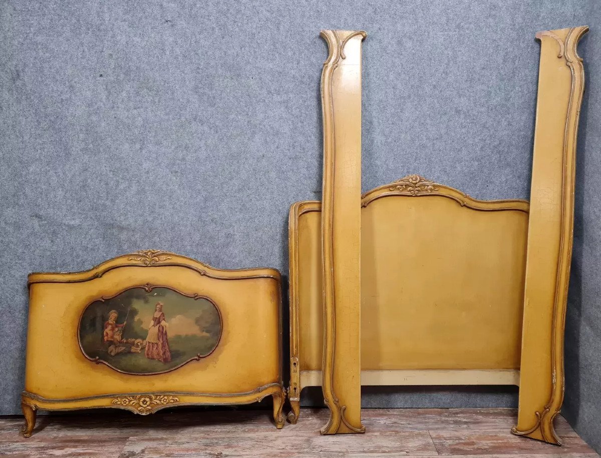 Lit Style Louis XV De Forme Corbeille En Bois Laqué Et Peint Vers 1900
