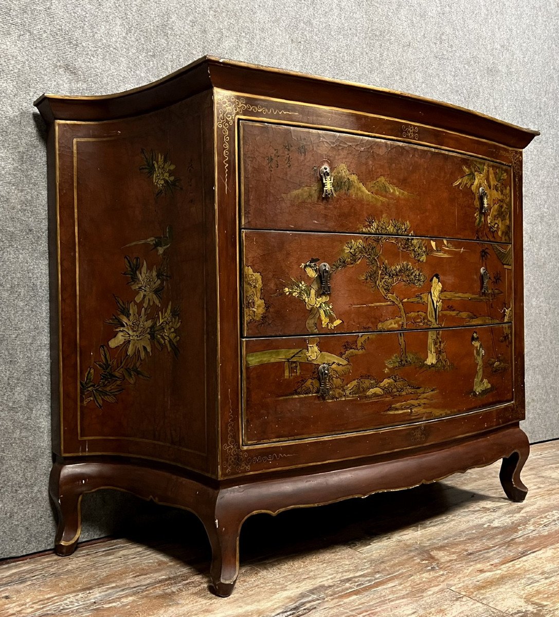 China 20th Century: Vintage Curved Chest Of Drawers In Lacquered Wood  -photo-2