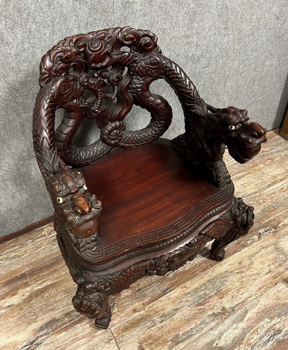 Rare Fauteuil Chinois Ancien Estampillé En Bois De Fer Richement Sculpté -photo-2