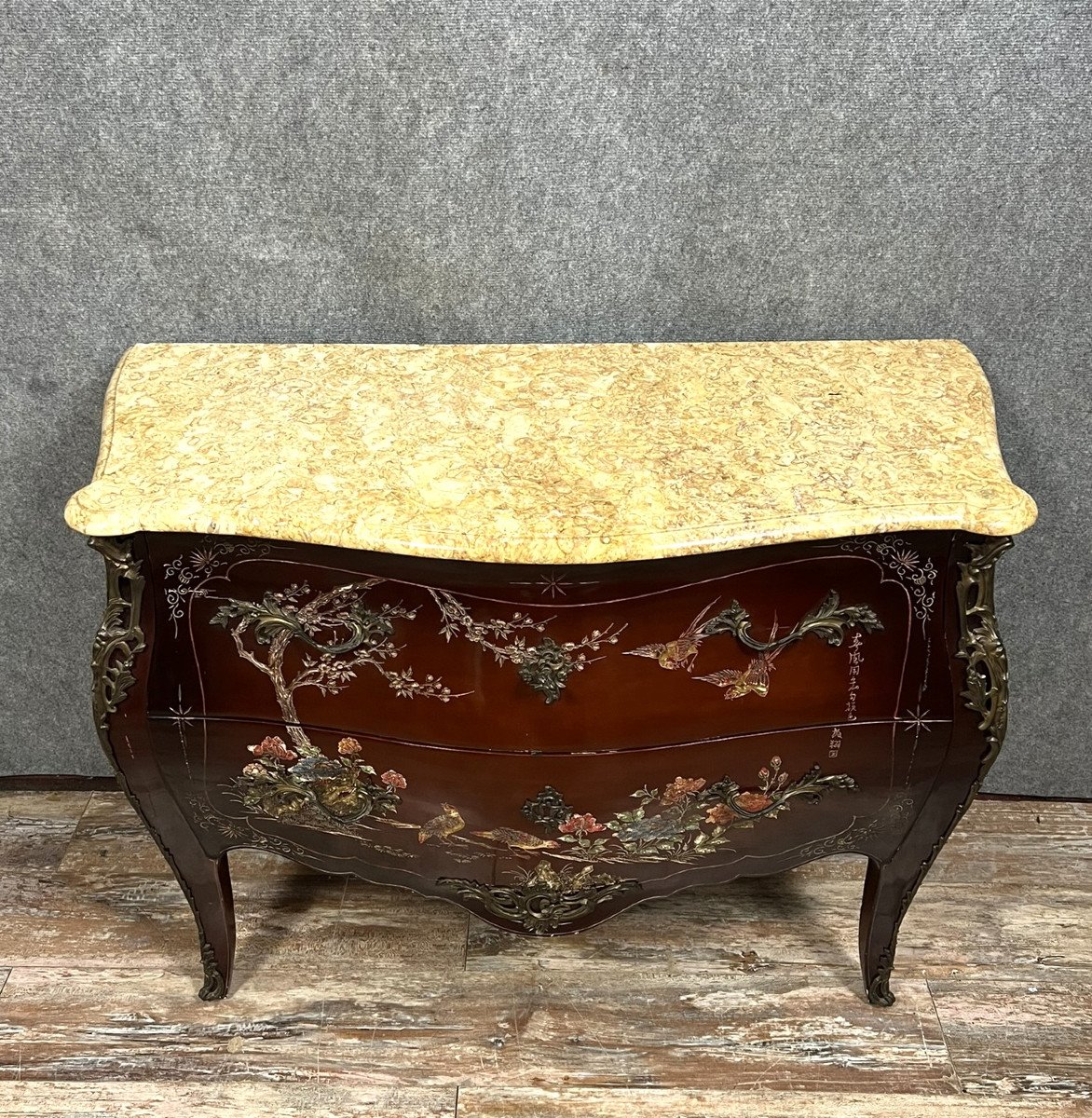 Curved Sauteuse Commode In Lacquer With Chinese Decor 20th Century (b)   -photo-1