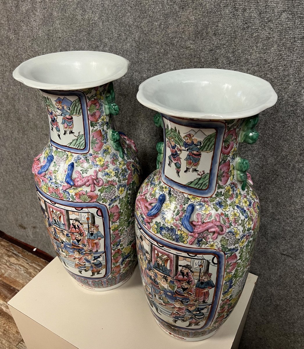 Chine, Canton : Paire De Grands Vases En Porcelaine Et émaux De La Famille Rose / h 63cm-photo-4