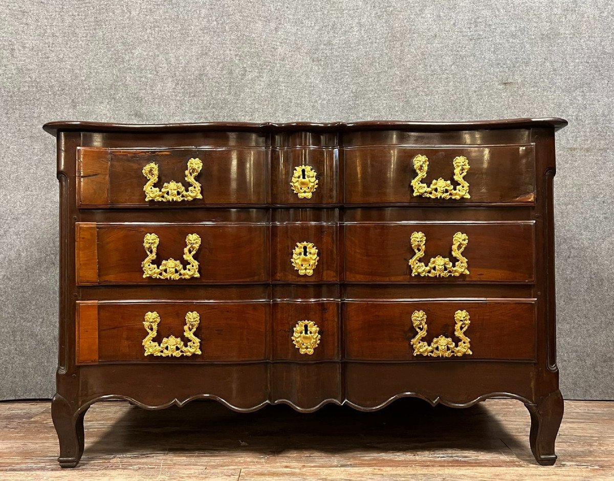 Louis XV Period Crossbow Commode In Walnut 