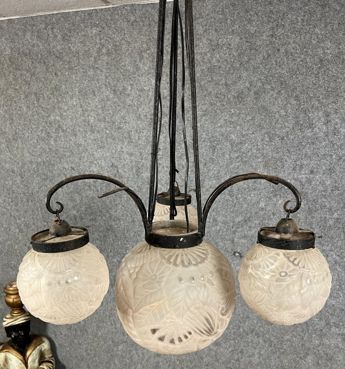 After Muller Frères: Hammered Iron Chandelier With 4 Lights Art Deco Period / H90 Cm -photo-1