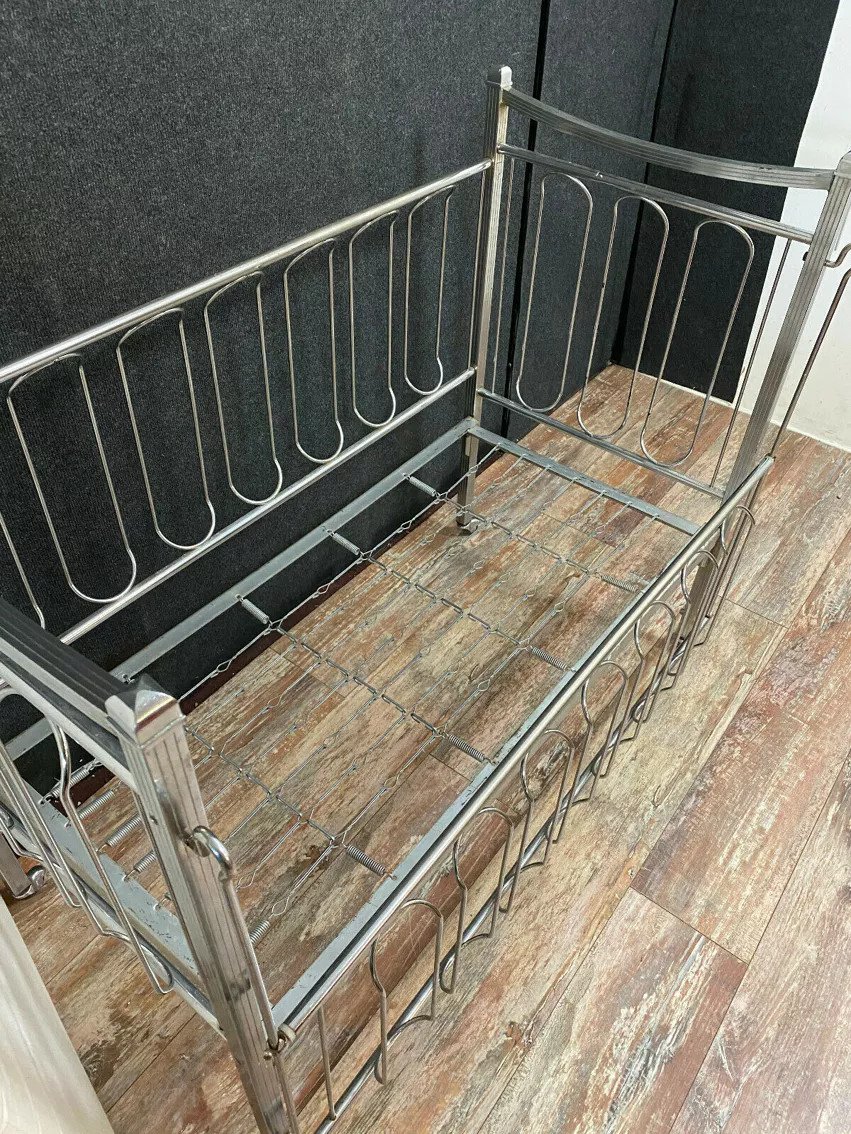 Rare Vintage Chrome Metal Maternity Cradle-photo-4