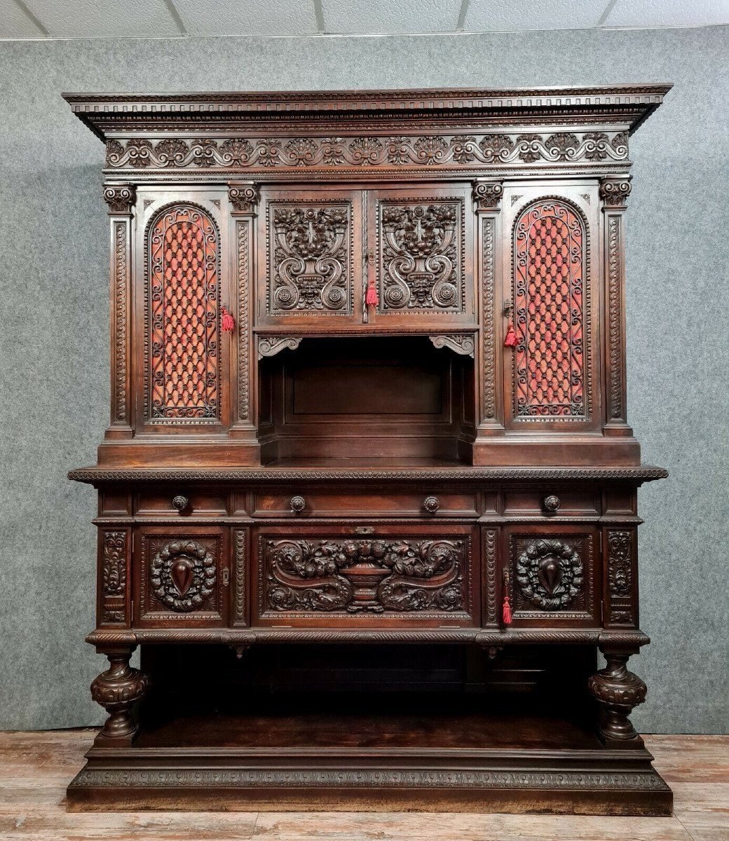 Renaissance Buffet In Solid Walnut 