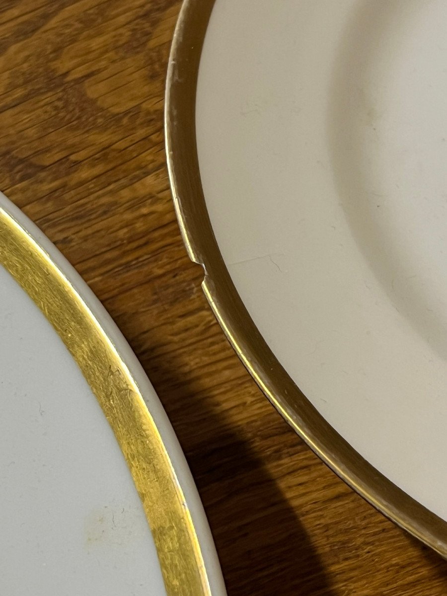 Paris Porcelain: 2 Large Dishes With Gilding Highlights -photo-5