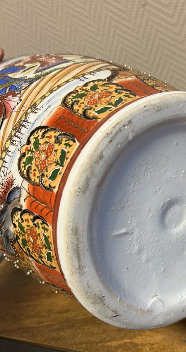 Asia 20th: Large Porcelain Vase -photo-5