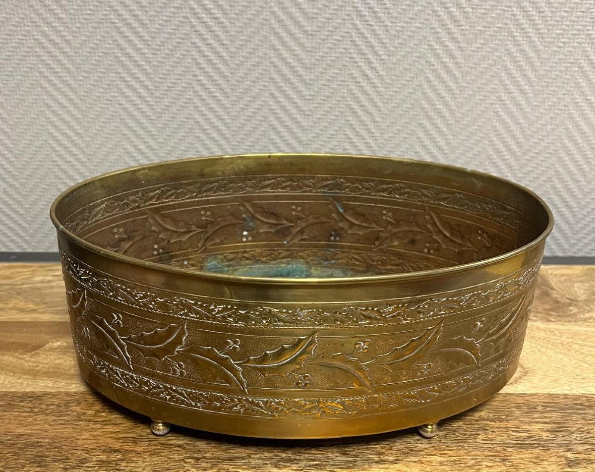 Art Nouveau Period Planter In Embossed Copper -photo-8