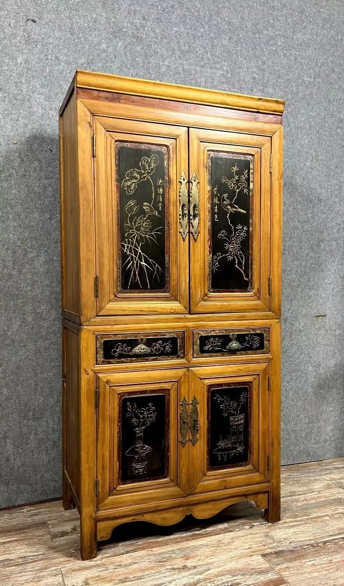Asia Late 19th Century: Japanese-style Cabinet In Exotic Wood And Lacquer -photo-1