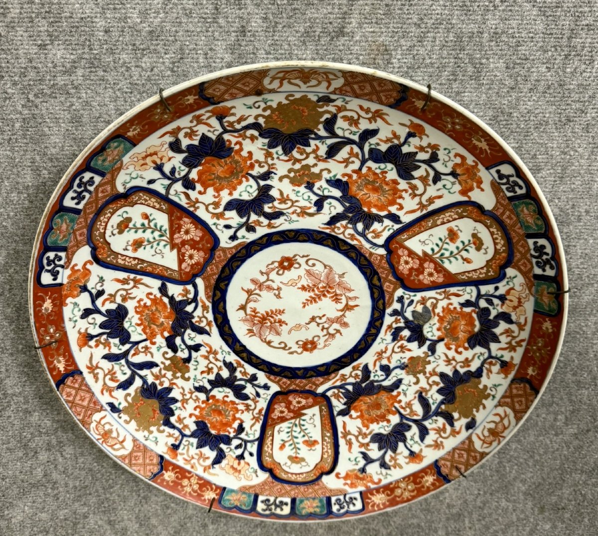 Japan Circa 1900: Very Large Imari Porcelain Platter Or Centerpiece -photo-3