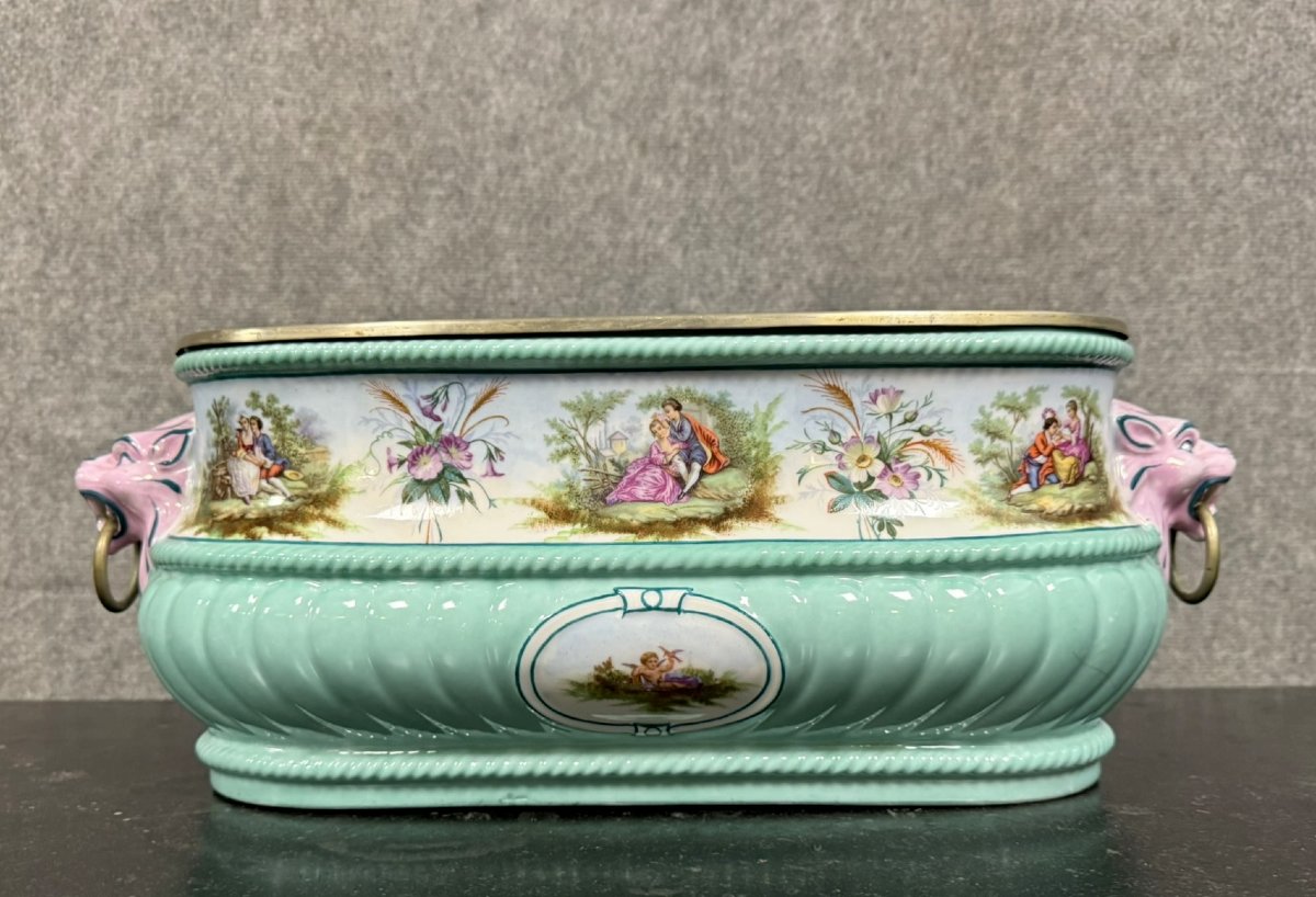 Important Renaissance Style Bottle Cooler In Polychrome Porcelain -photo-1