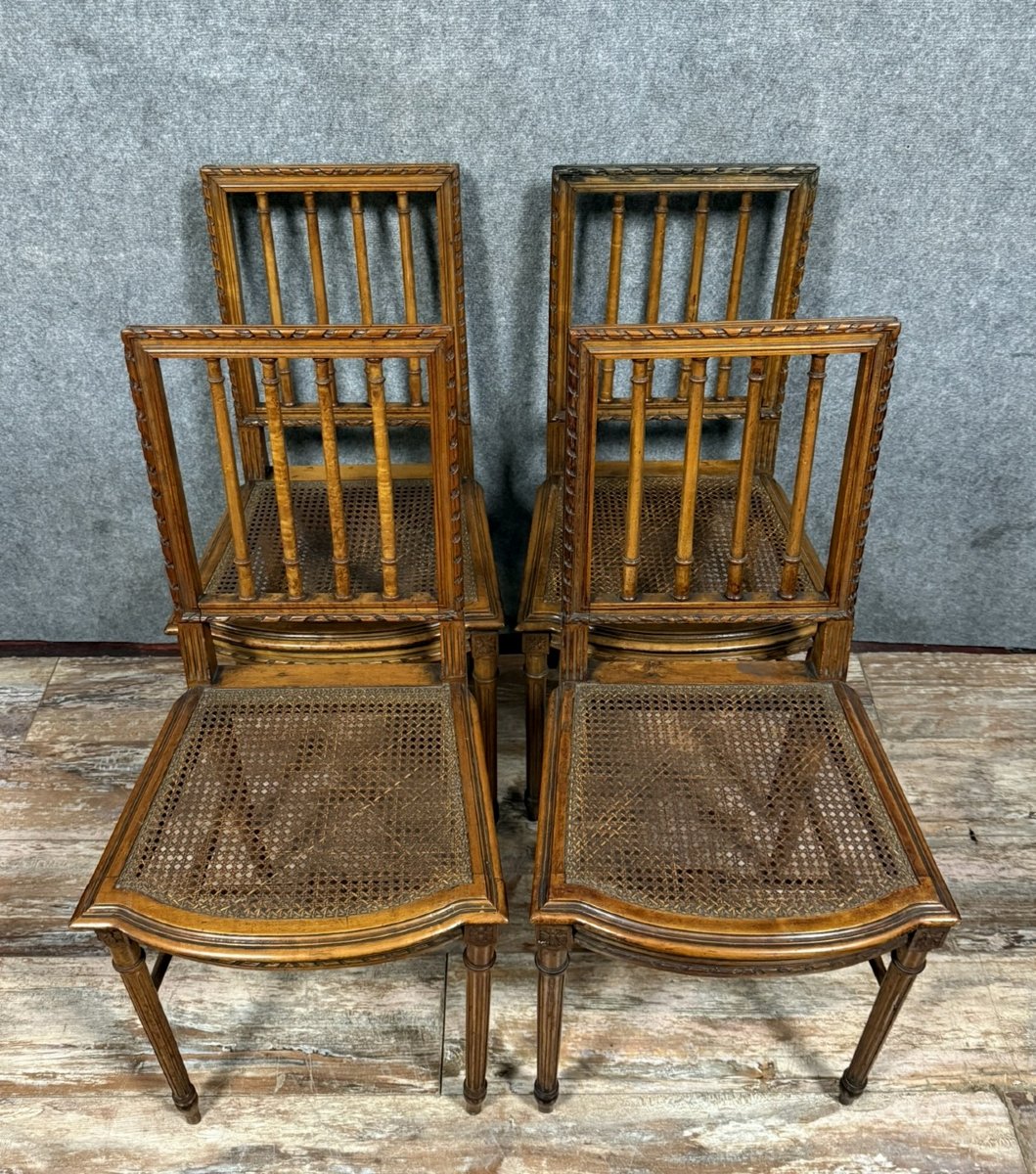 Set Of 4 Louis XVI Style Carved Wood Chairs -photo-1