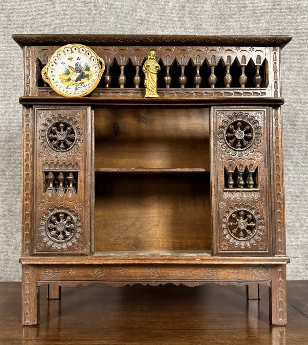 Masterwork For This Breton Enclosed Bed With Its Storage -photo-2