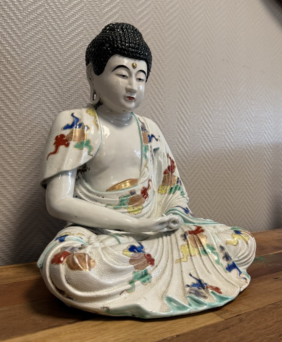 Important Chinese Polychrome Porcelain Buddha -photo-3