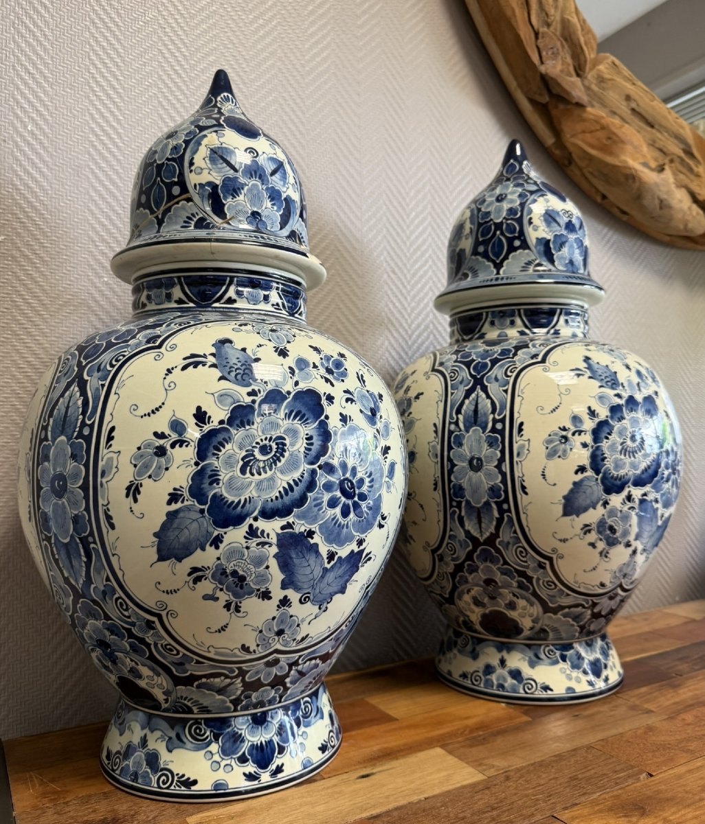 Delft Chinese Decor: Pair Of Large Covered Vases-photo-2