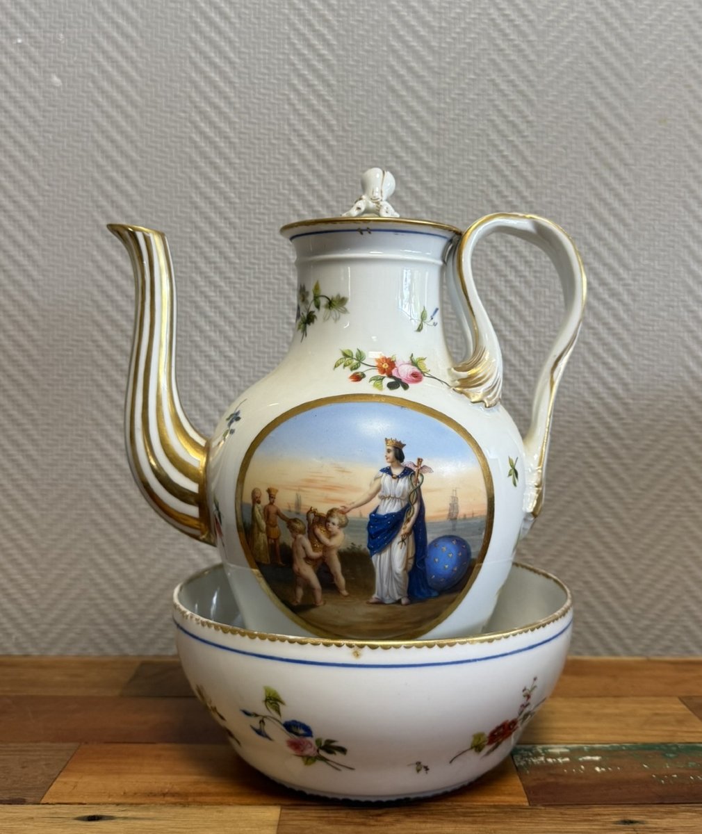 Cafetiére Et Son Bol Epoque Empire En Porcelaine De Paris -photo-6