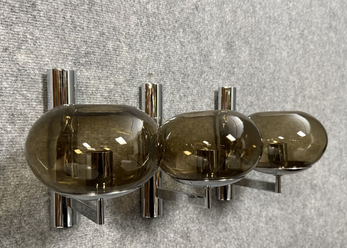  Gaetano Sciolari : Série De 3 Appliques Space Age En Verre Fumé Et Métal Chromé-photo-1