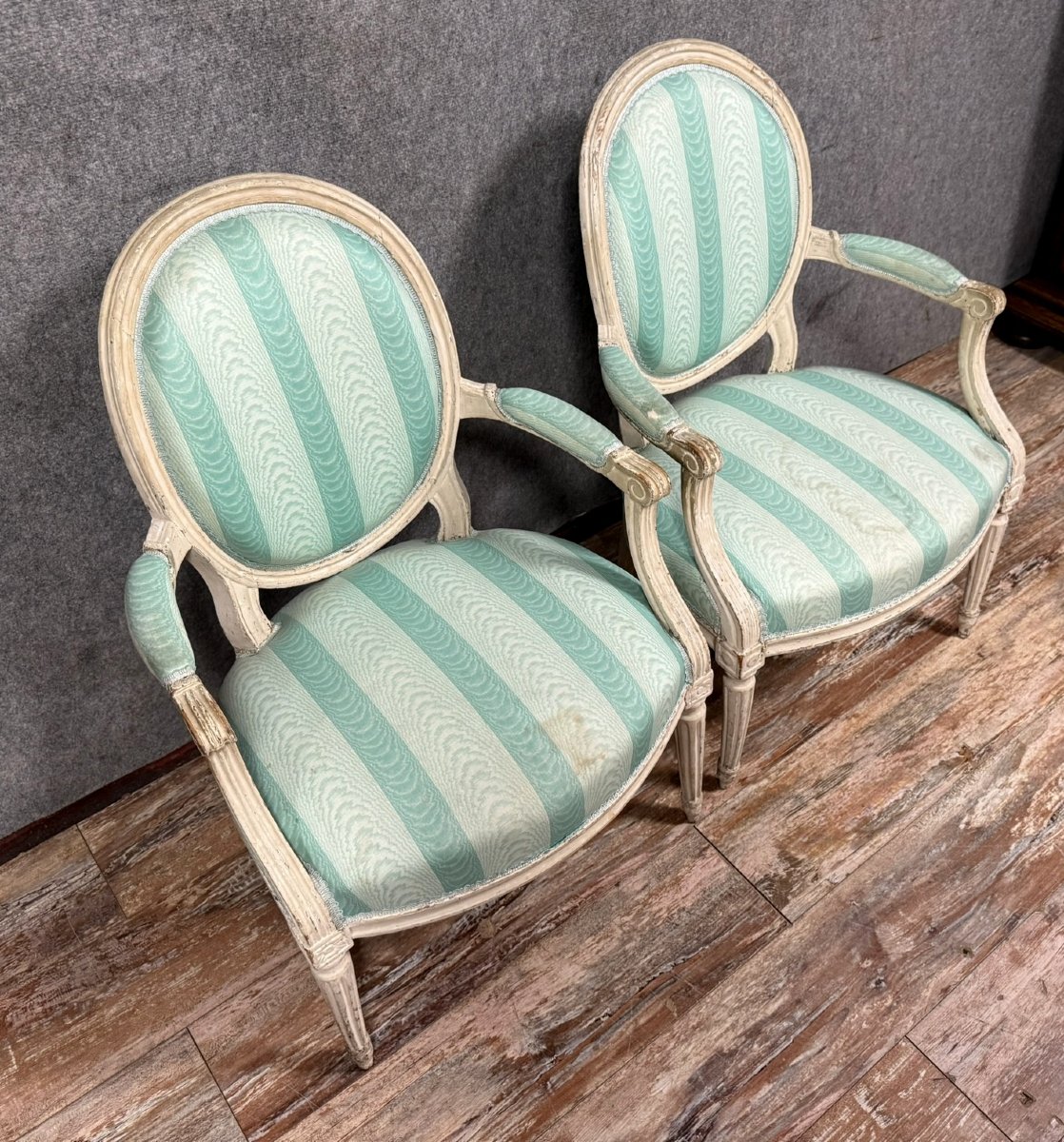 Pair Of Louis XVI Cabriolet Armchairs In Lacquered Wood, 18th Century-photo-2
