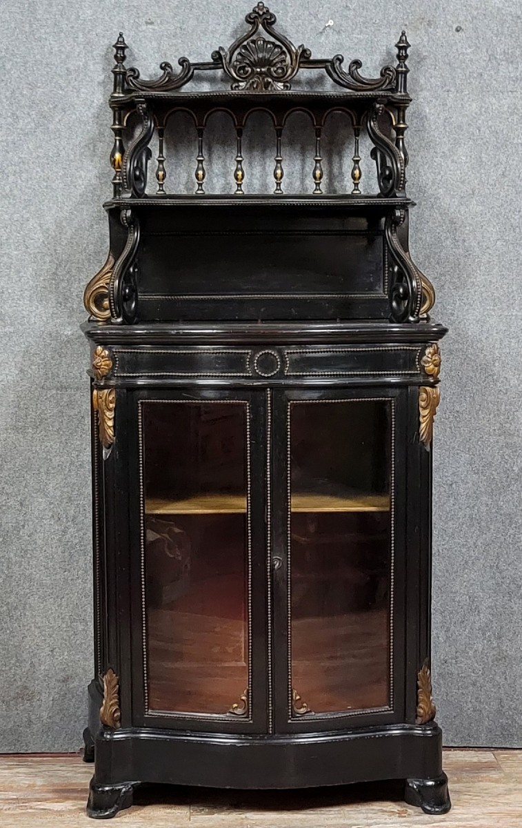 Vitrine galbée " Boulle " époque Napoléon III  en bois noirci et bois doré 