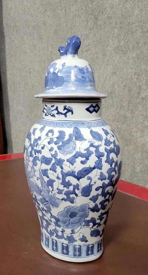 Asia 20th Century: Very Large Covered Porcelain Vase (ab)-photo-2
