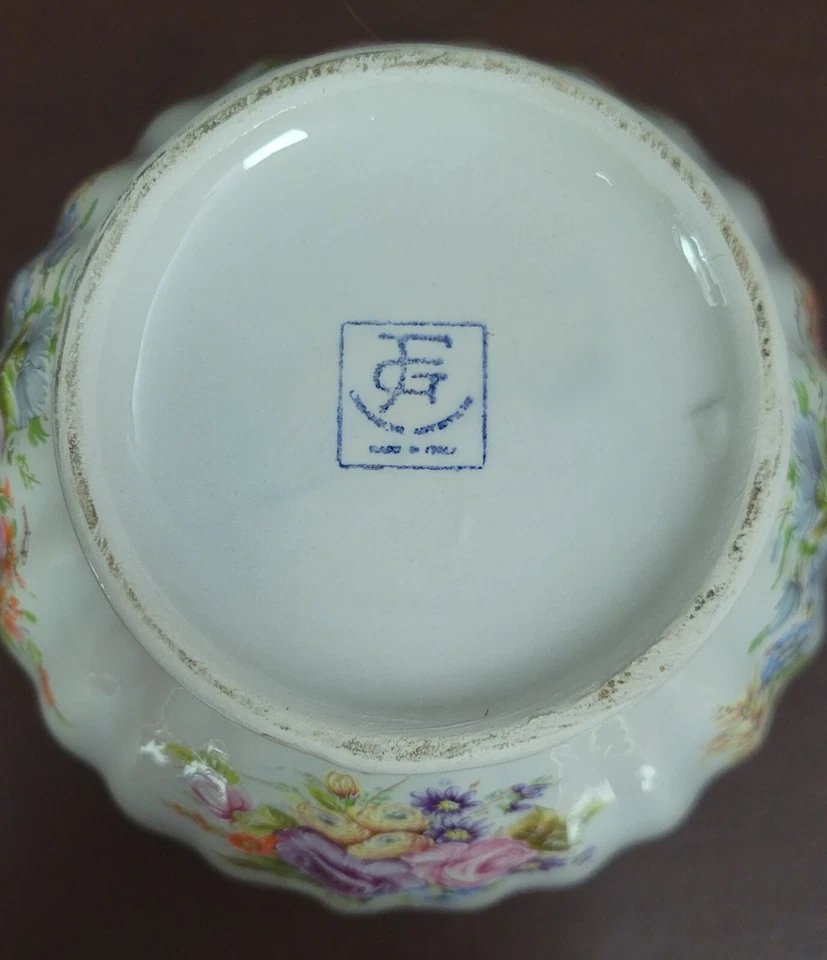 Asia 20th Century: Porcelain Vase-photo-4