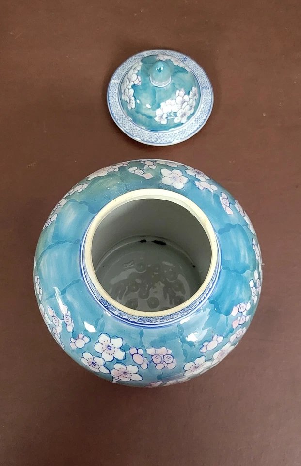 Asie XXeme : très grande potiche couverte en porcelaine-photo-3