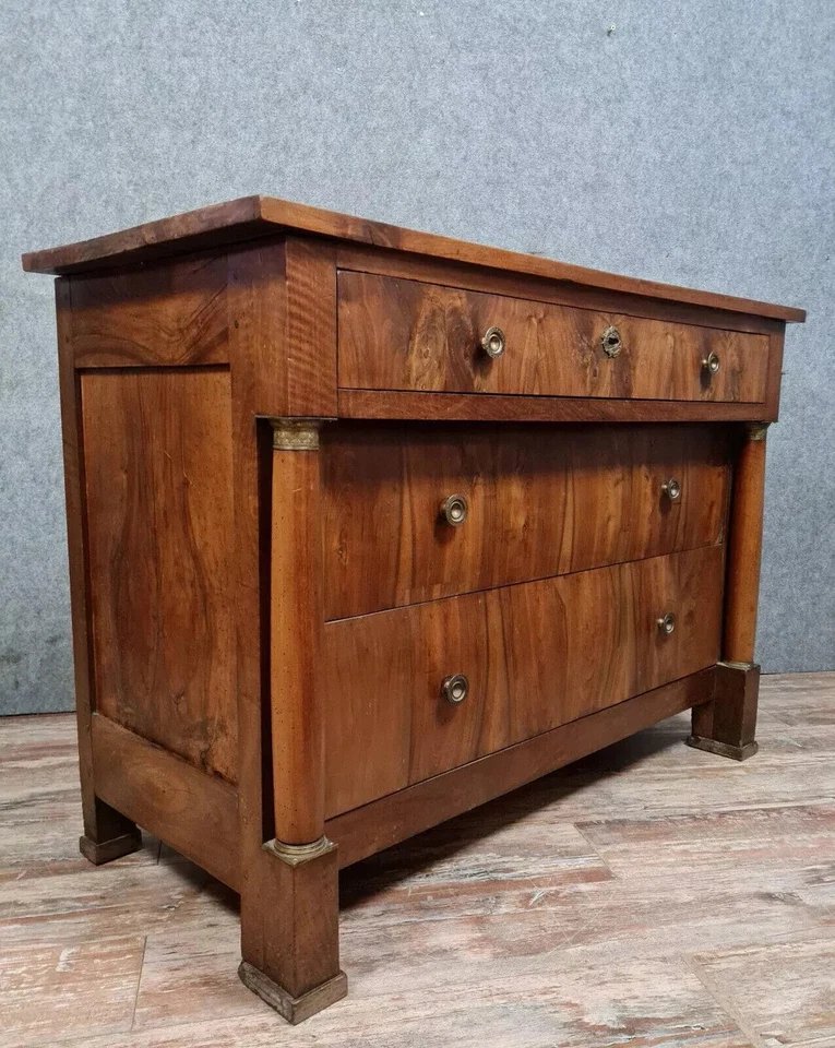 Commode époque Empire en noyer et bronzes dorés vers 1810-1820-photo-2