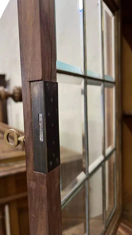 In The Spirit Of The Nancy School: Curved Art Nouveau Display Cabinet In Walnut Circa 1900-photo-4
