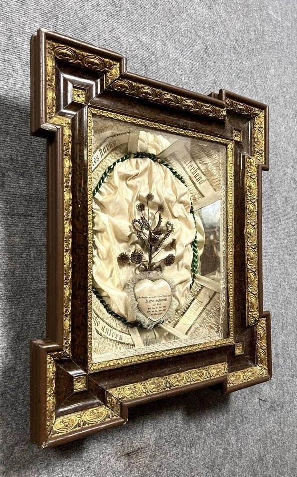 Cadre reliquaire époque napoléon III réalisé pour Marie Schinnél-photo-1
