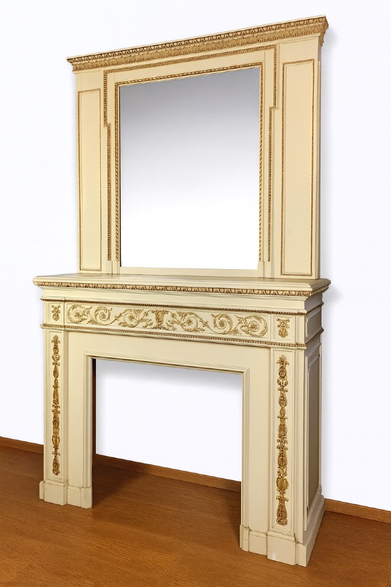 Cheminée Louis XVI avec son miroir psyché réalisée au XIXeme siècle