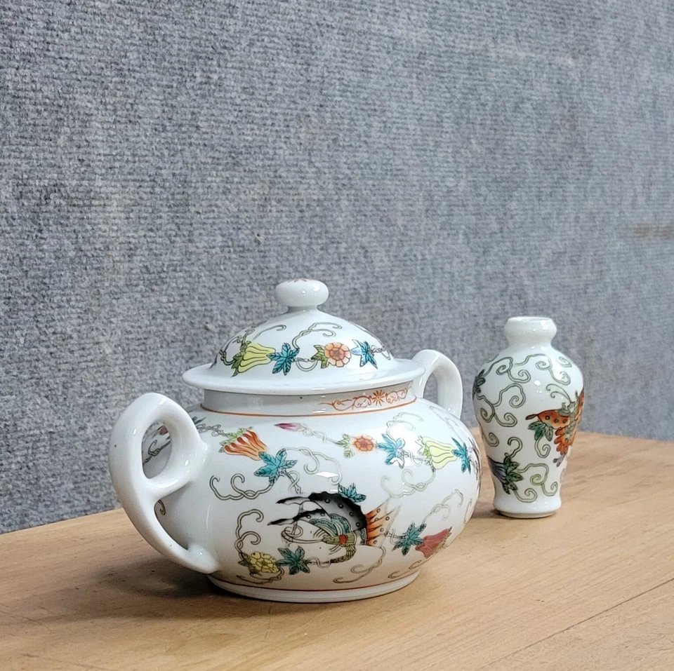 Asie XXeme : deux piéces de forme en porcelaine-photo-2