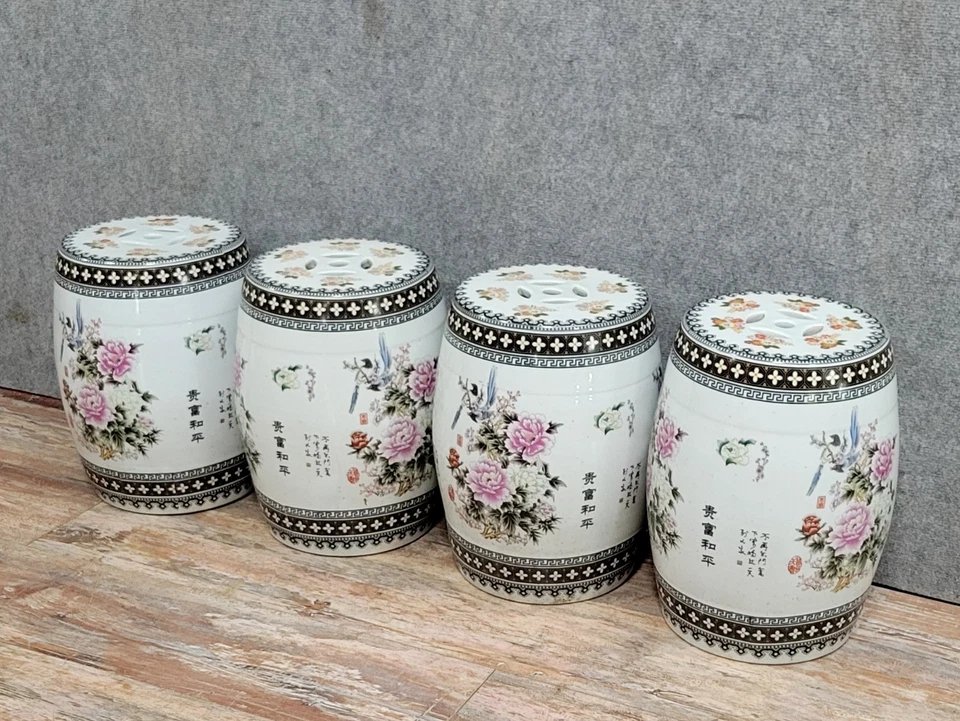 Asie XXeme : 4 tabourets en porcelaine peinte a décors de fleurs et calligraphie-photo-2