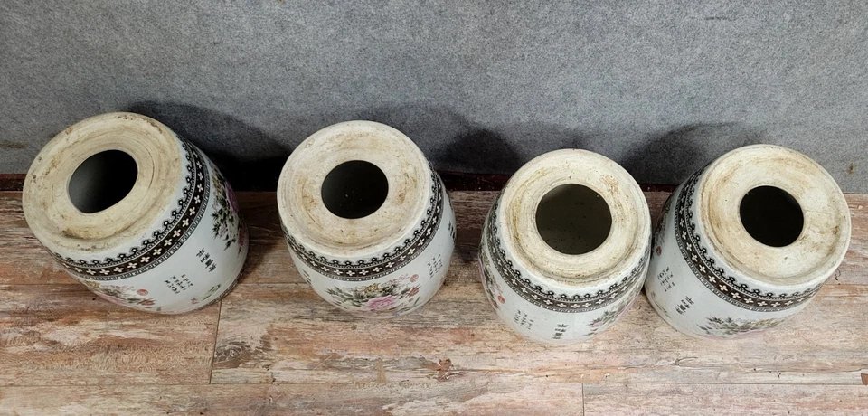 Asie XXeme : 4 tabourets en porcelaine peinte a décors de fleurs et calligraphie-photo-4