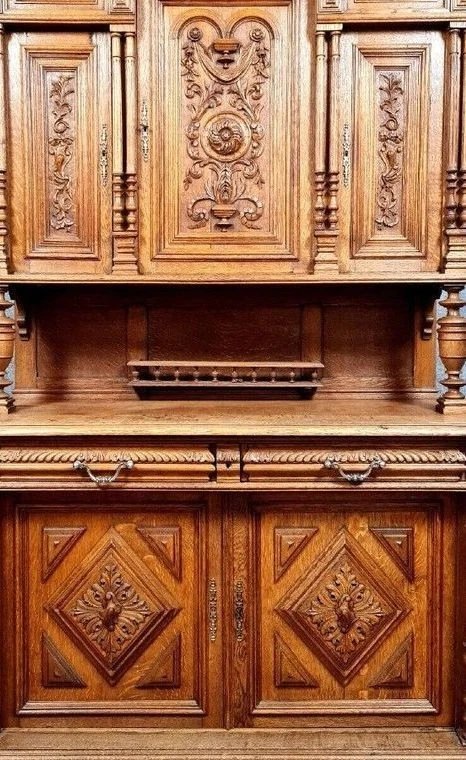 Buffet style Renaissance en chêne signé Picard a Paris-photo-2