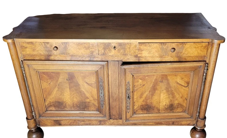 Buffet Bourguignon époque Louis Philippe en noyer circa 1830-photo-2