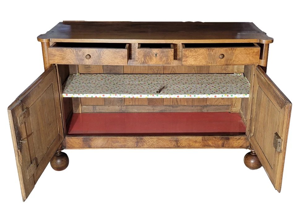 Buffet Bourguignon époque Louis Philippe en noyer circa 1830-photo-3