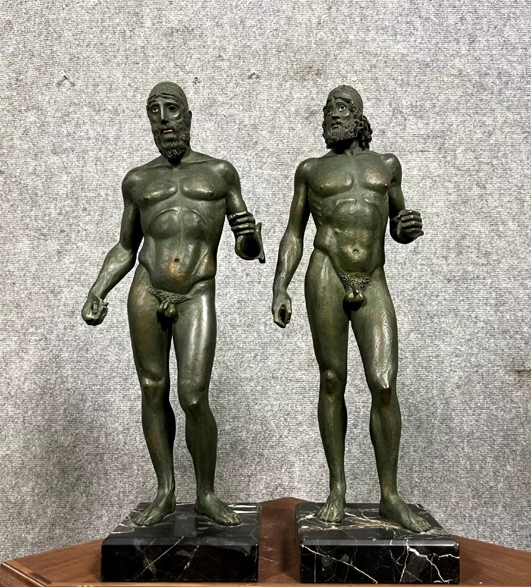 From The Antique: The Warriors Of Riace In Cast Iron With Bronze Patina -photo-2