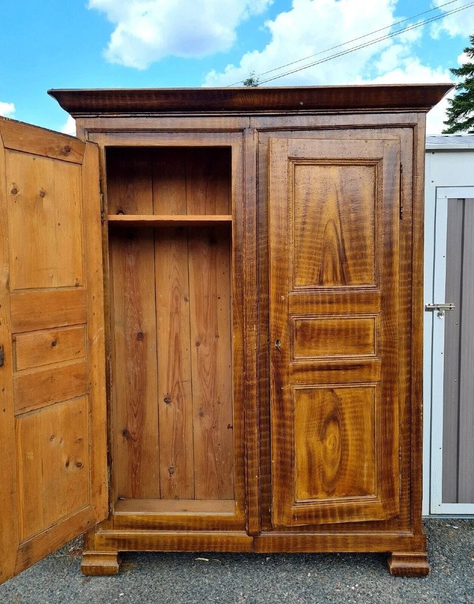 18th Century Franche-comté Wardrobe, Lacquered In Faux Wood -photo-5