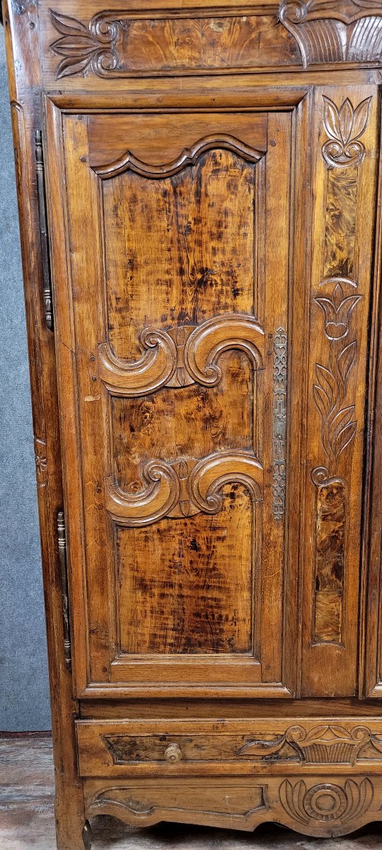 Louis XV Period Bressane Armoire In Walnut And Elm -photo-4