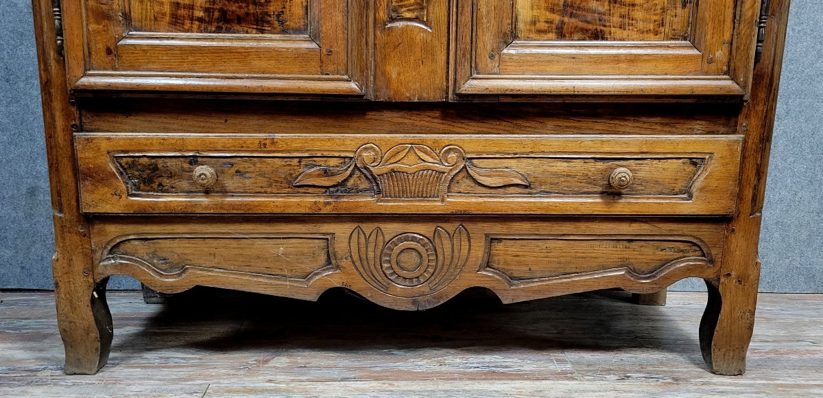 Louis XV Period Bressane Armoire In Walnut And Elm -photo-6