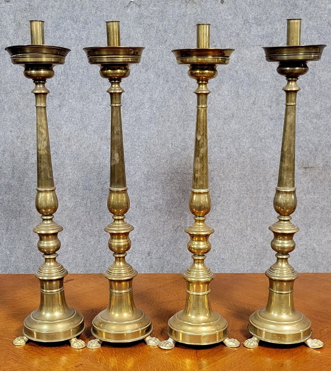 Set Of 4 Large Candlesticks In Brass And Gilded Bronze