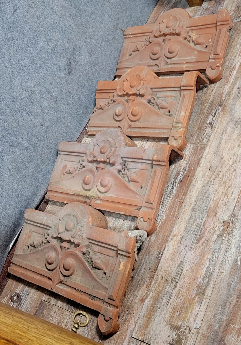 Four Art Nouveau Period River Tiles From The Early 20th Century  -photo-2
