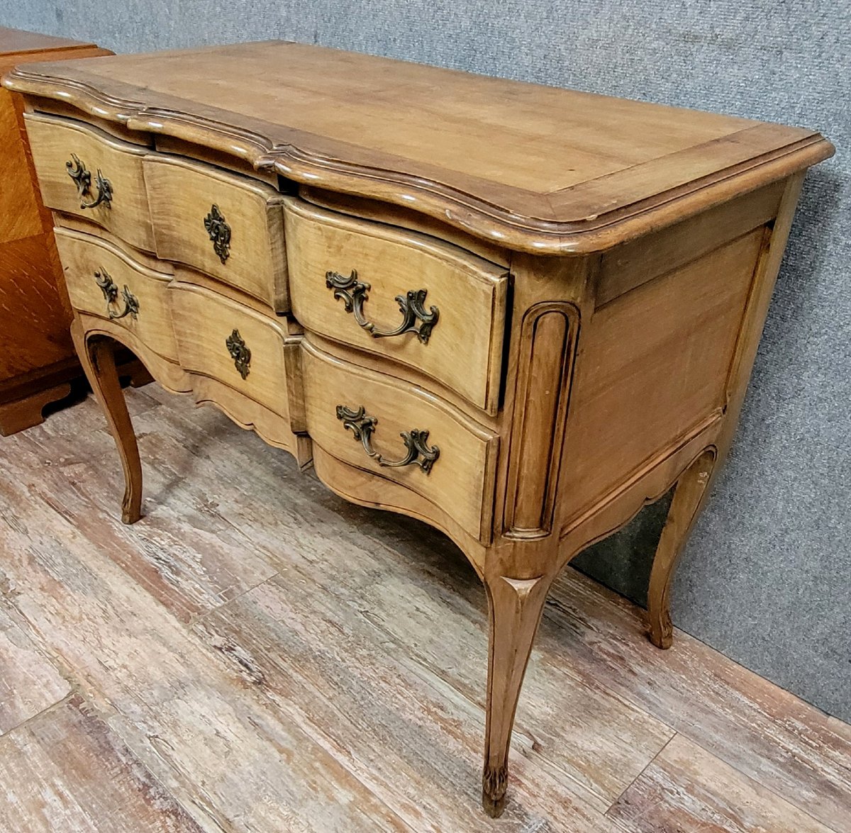 Commode sauteuse arbalette style Louis XV en merisier -photo-2