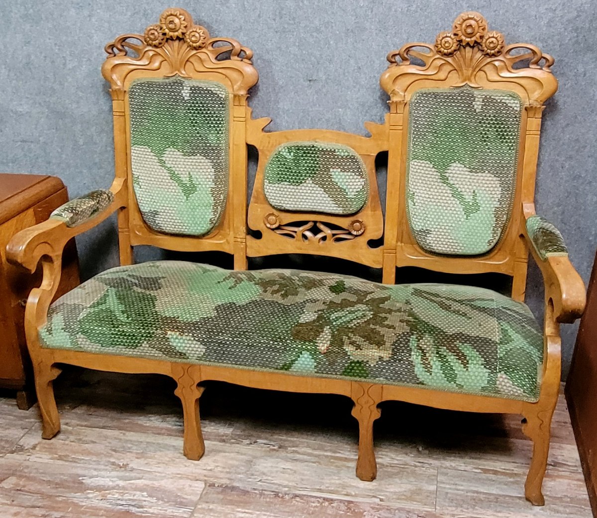 In The Spirit Of Alfonce Mucha's Forms: Rare Art Nouveau Period Bench -photo-2