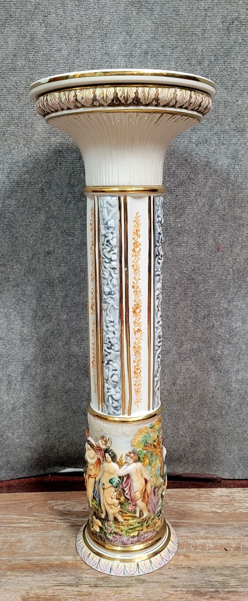 Capodimonte Italie : grande colonne en céramique 