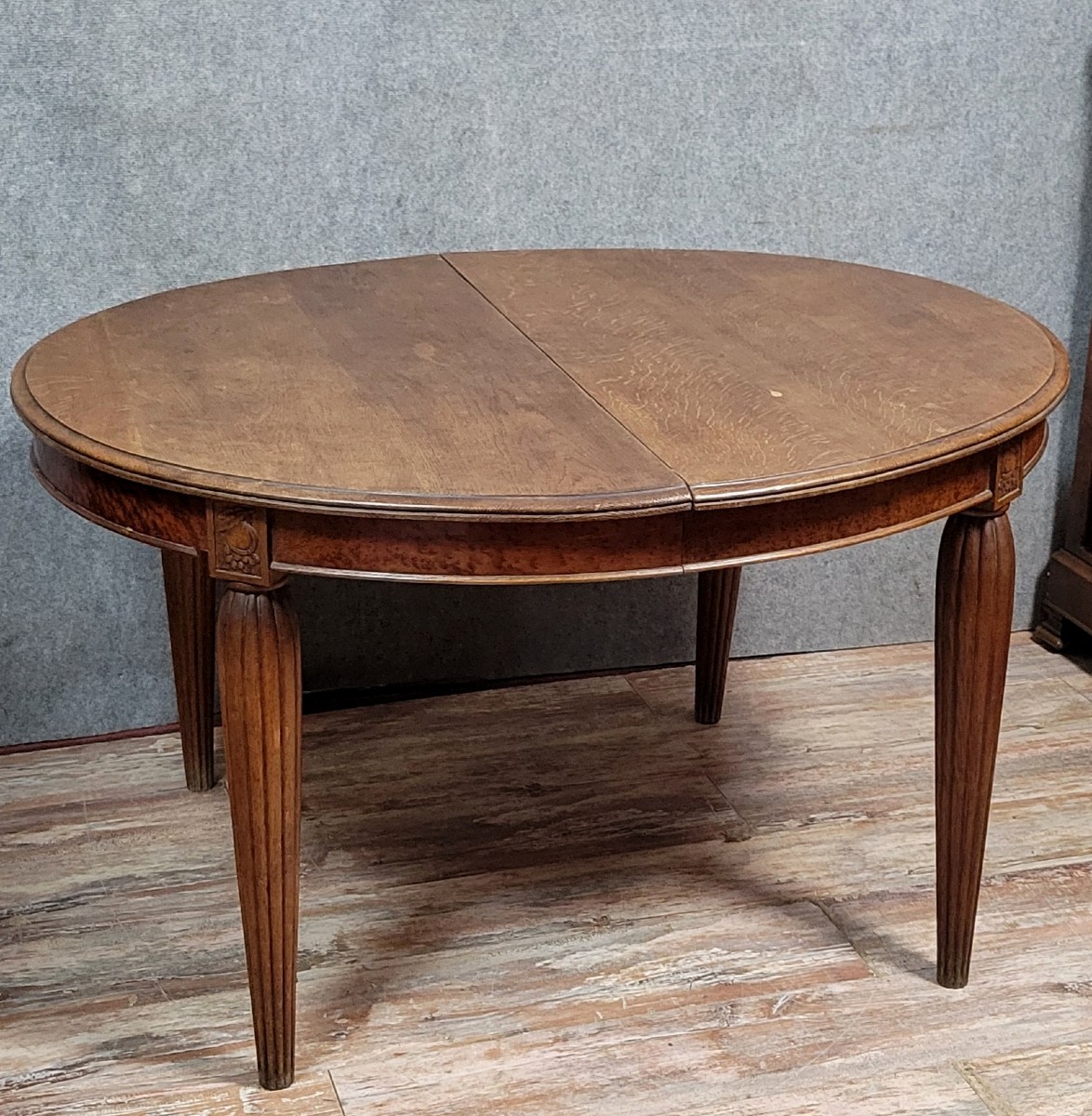 Art Deco Period Extending Table In Stained Oak And Burl 