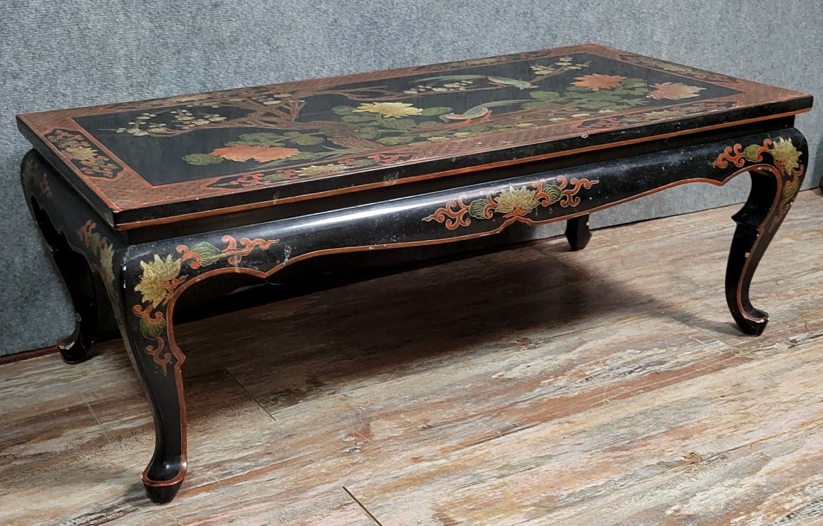 Asie XXeme : table de salon en laque noire a décors d'oiseaux branchés peints et incrustation -photo-3