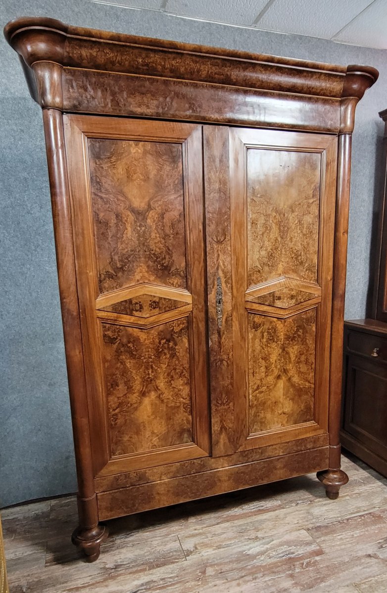 Large Louis Philippe Period Burgundy Armoire In Walnut And Burl-photo-1