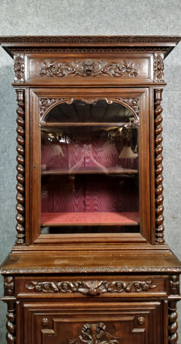 Meuble vitrine de pavillon de chasse style Louis XIII en chene -photo-1
