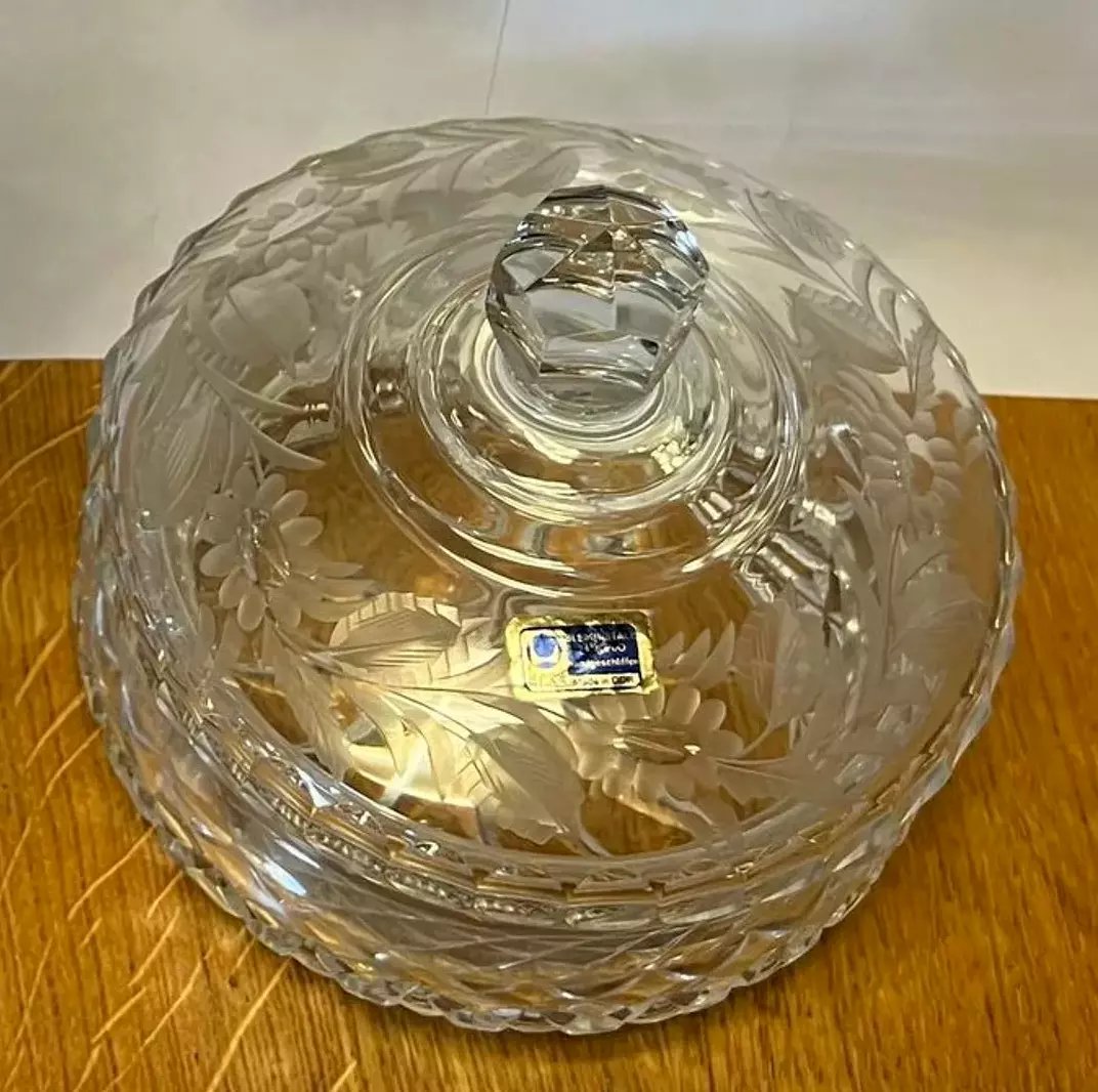 Bomboniére en cristal ciselé  -photo-1